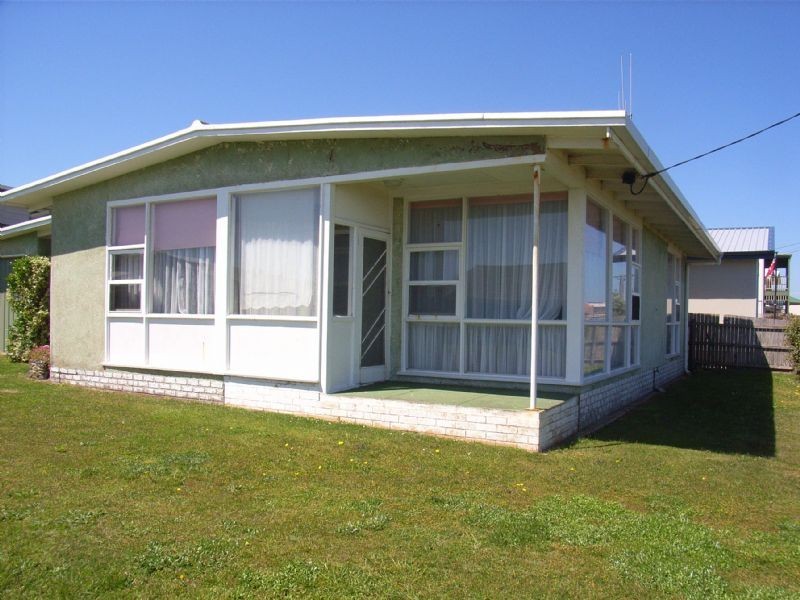 52  Ocean Drive, Port Fairy VIC 3284