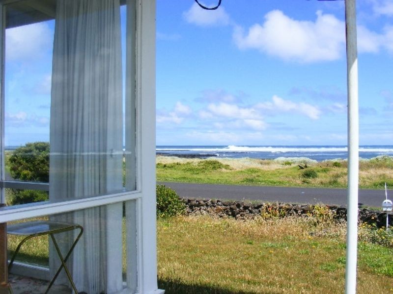 52  Ocean Drive, Port Fairy VIC 3284