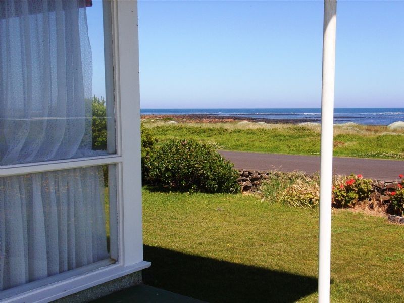 52  Ocean Drive, Port Fairy VIC 3284