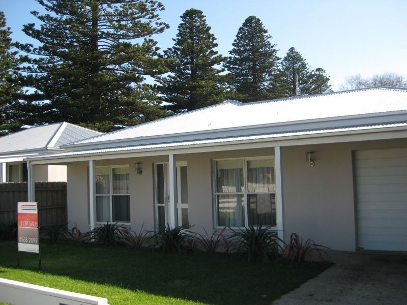 62b Bank St, Port Fairy VIC 3284