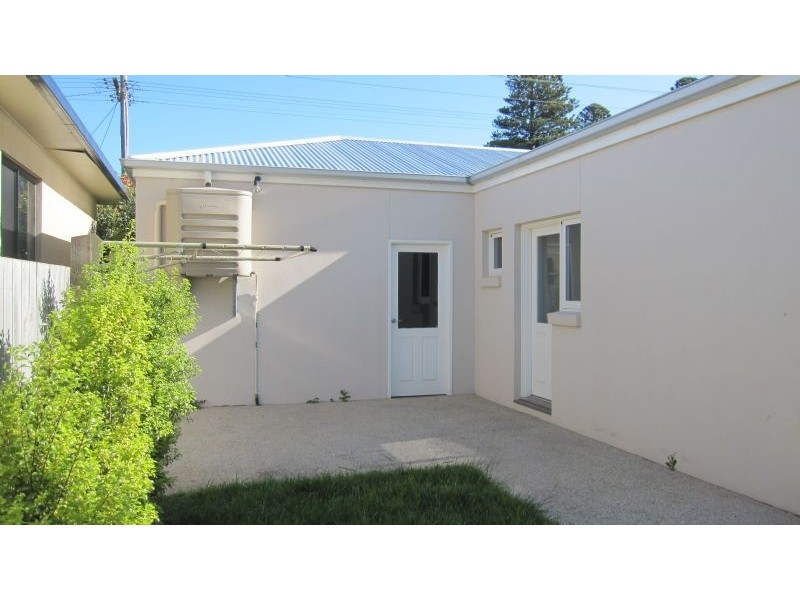 62b Bank St, Port Fairy VIC 3284