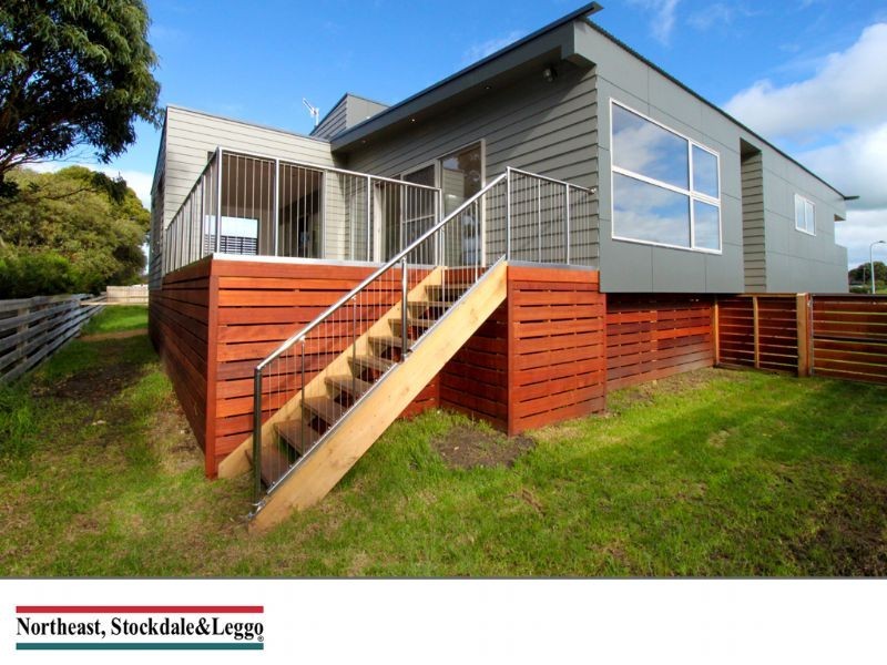 8 Mariner Court, Port Fairy VIC 3284