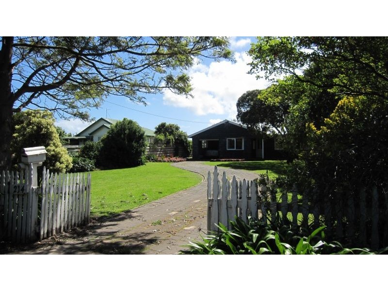 214 Princes Hwy, Port Fairy VIC 3284