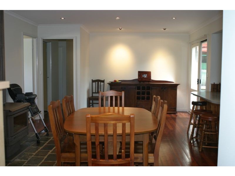 214 Princes Hwy, Port Fairy VIC 3284
