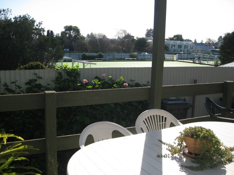 Unit 4/64  Cox, Port Fairy VIC 3284