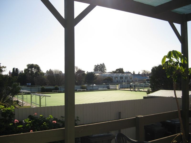 Unit 4/64  Cox, Port Fairy VIC 3284