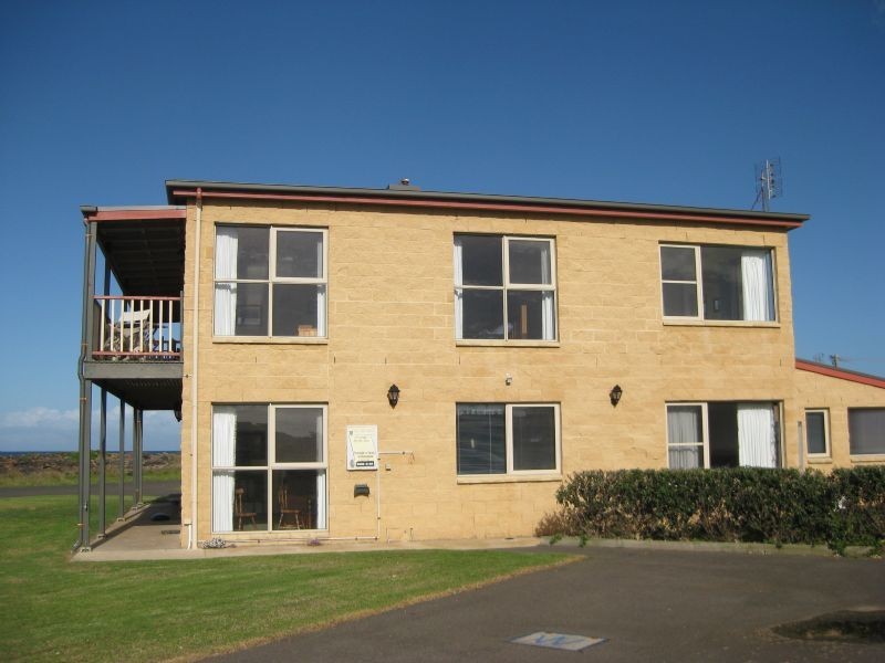 104 Ocean Drive, Port Fairy VIC 3284