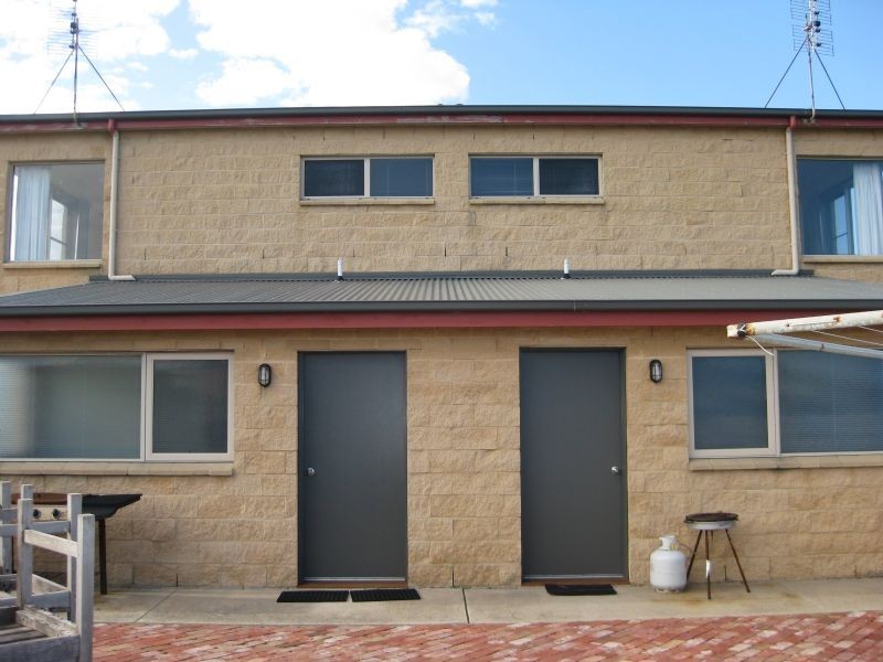 104 Ocean Drive, Port Fairy VIC 3284