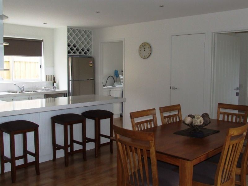 1/94 Gipps Street, Port Fairy VIC 3284