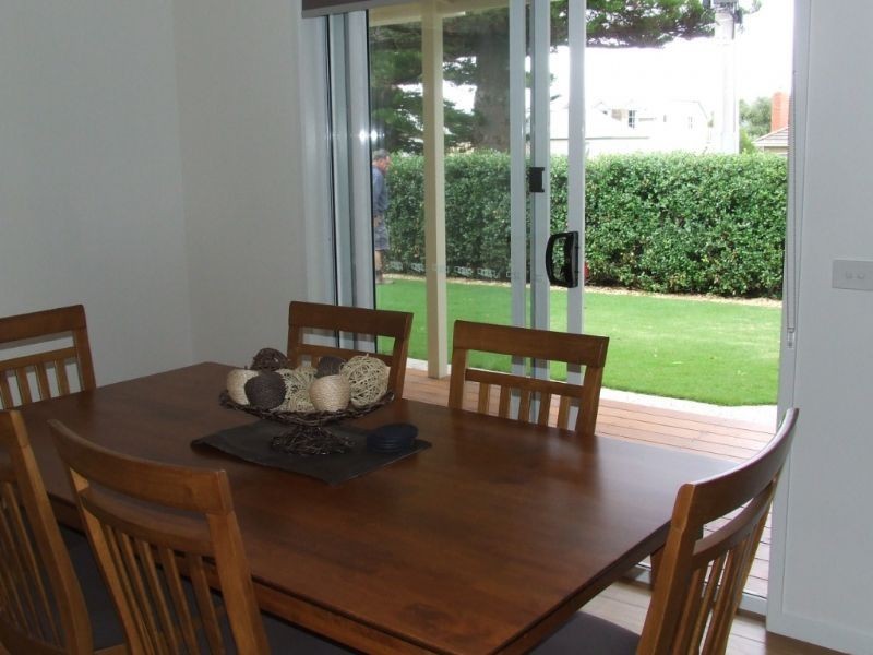 1/94 Gipps Street, Port Fairy VIC 3284