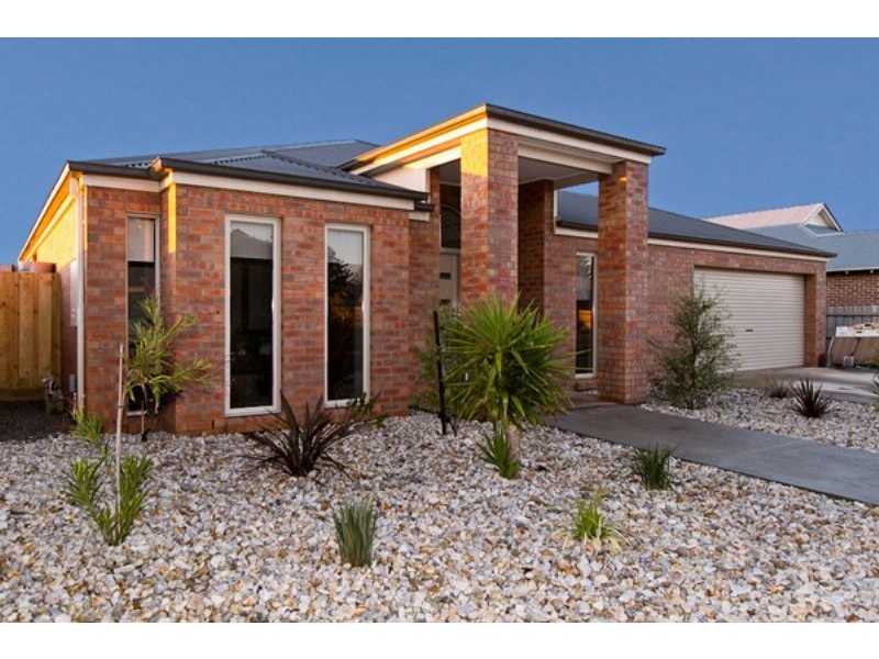 24 Dyson Street, Port Fairy VIC 3284
