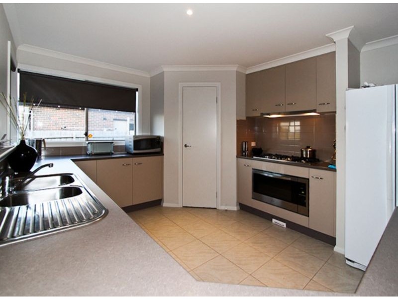 24 Dyson Street, Port Fairy VIC 3284