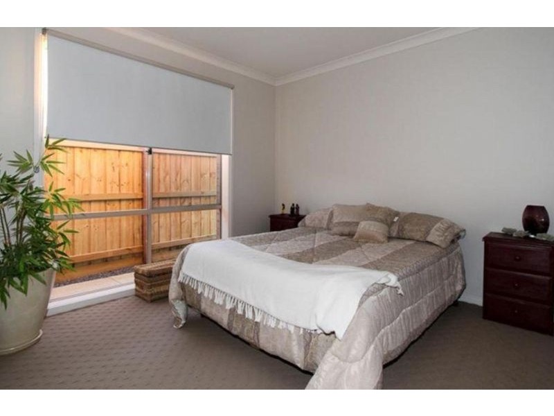 24 Dyson Street, Port Fairy VIC 3284
