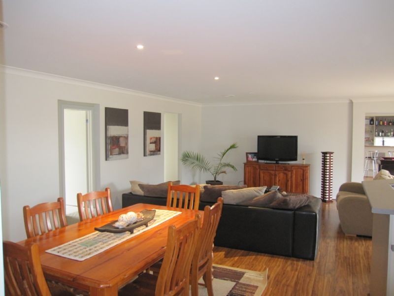 24 Dyson Street, Port Fairy VIC 3284