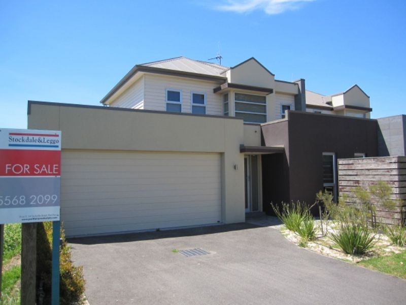 105 Gipps St, Port Fairy VIC 3284