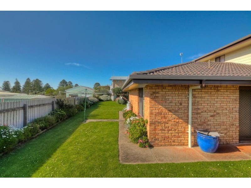 101 Beach St, Port Fairy VIC 3284