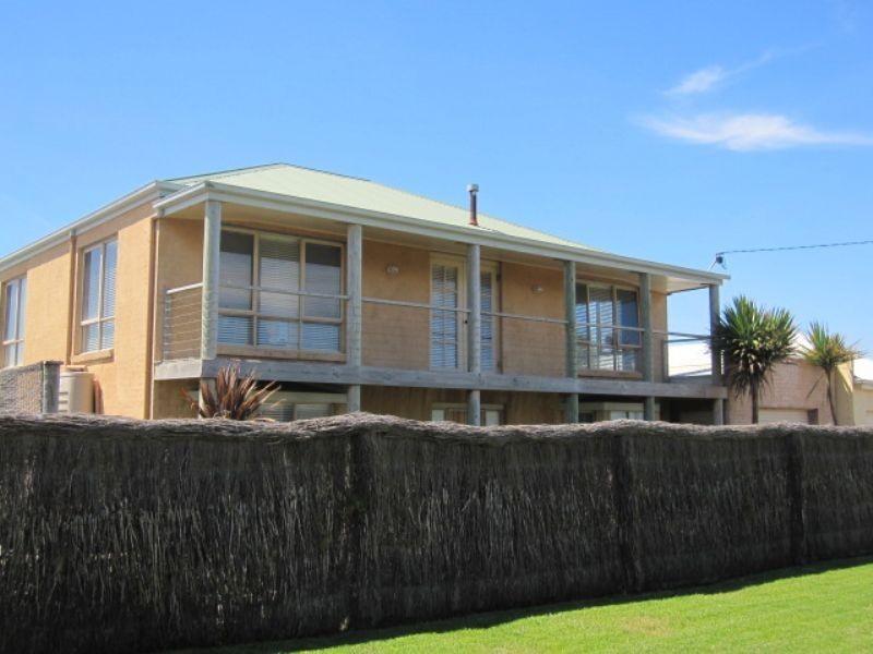 5 Anna Catherine Drive, Port Fairy VIC 3284