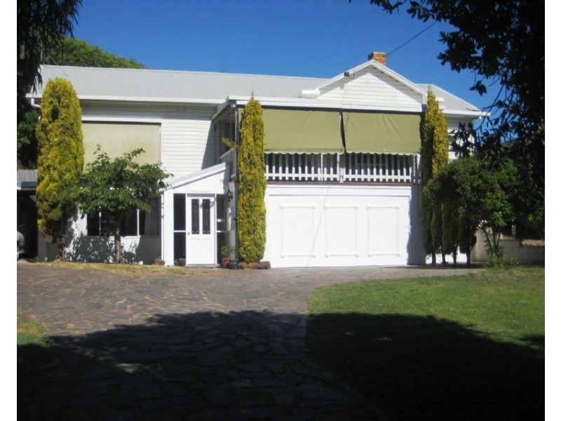 136 Griffith Street, Port Fairy VIC 3284