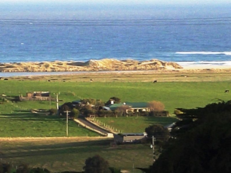82 Douglas Lane, Tower Hill VIC 3283