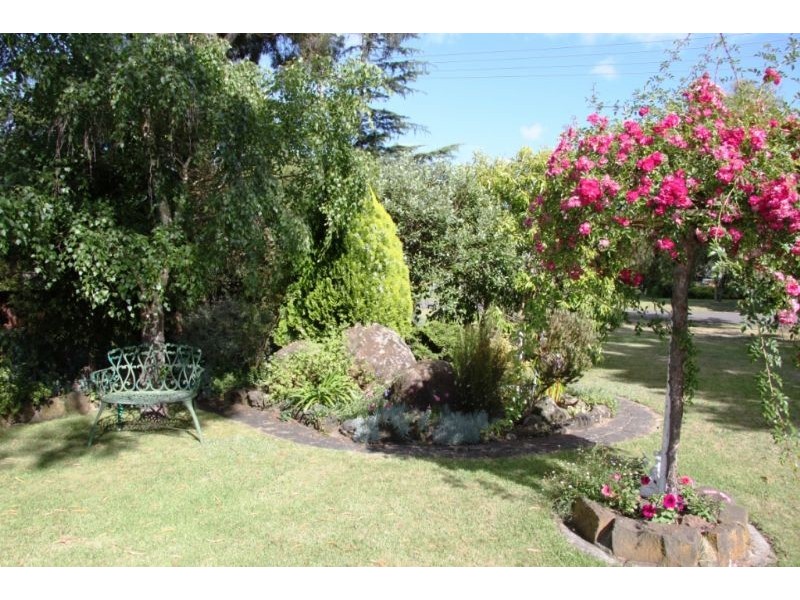 3 Eumeralla Street, Macarthur VIC 3286