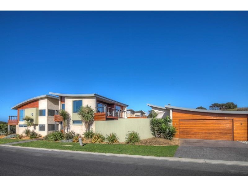 64 Ocean Drive, Port Fairy VIC 3284
