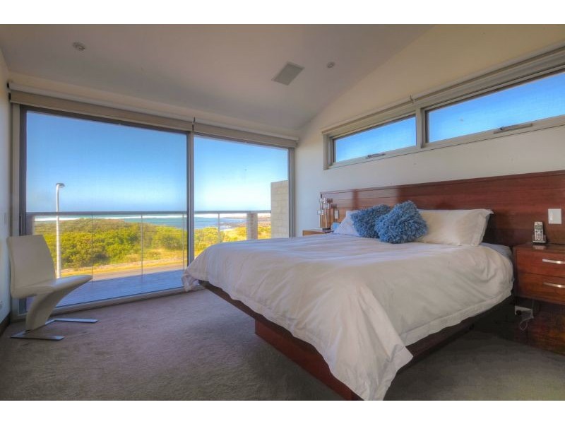 64 Ocean Drive, Port Fairy VIC 3284