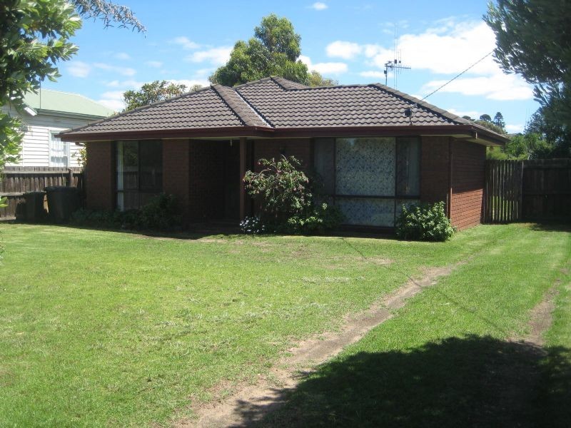 16 Elizabeth Street, Port Fairy VIC 3284