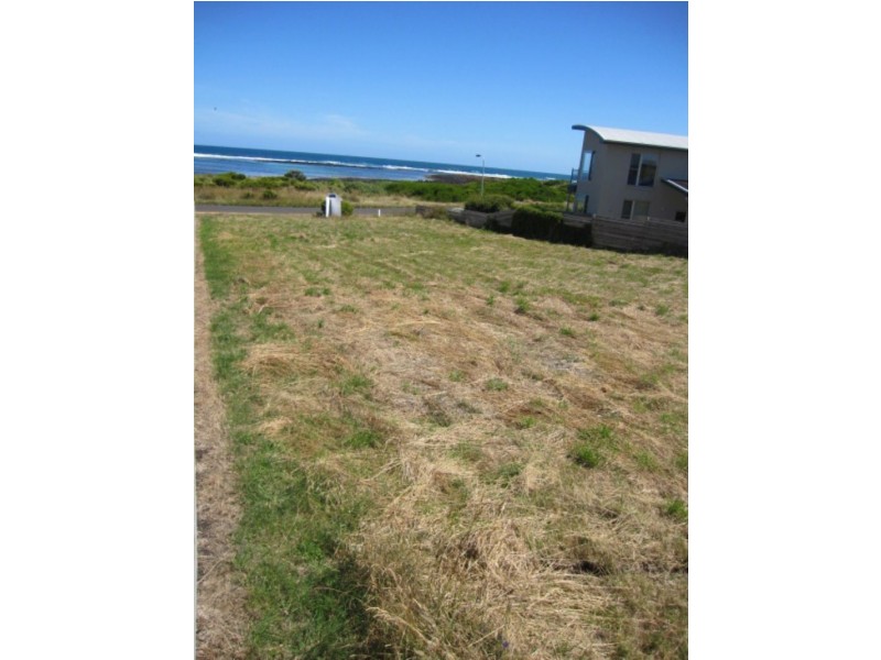 72 Ocean Drive, Port Fairy VIC 3284