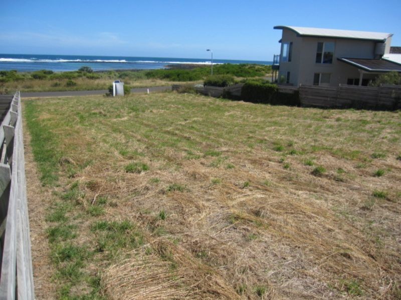 72 Ocean Drive, Port Fairy VIC 3284