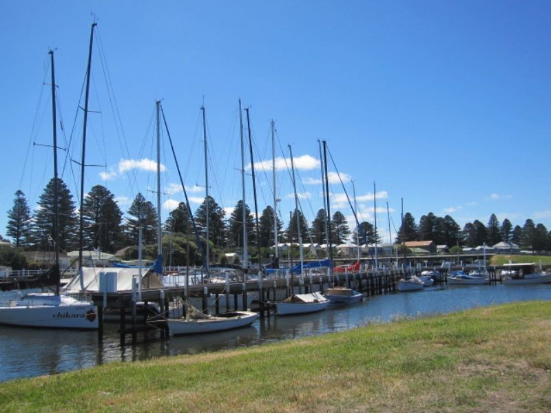 1 Rogers Place, Port Fairy VIC 3284