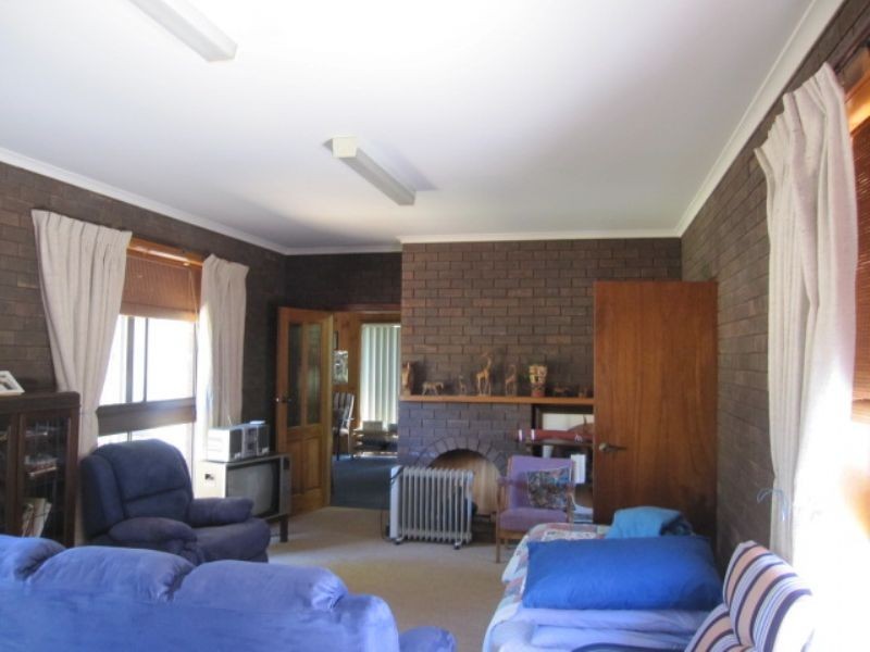 1 Rogers Place, Port Fairy VIC 3284