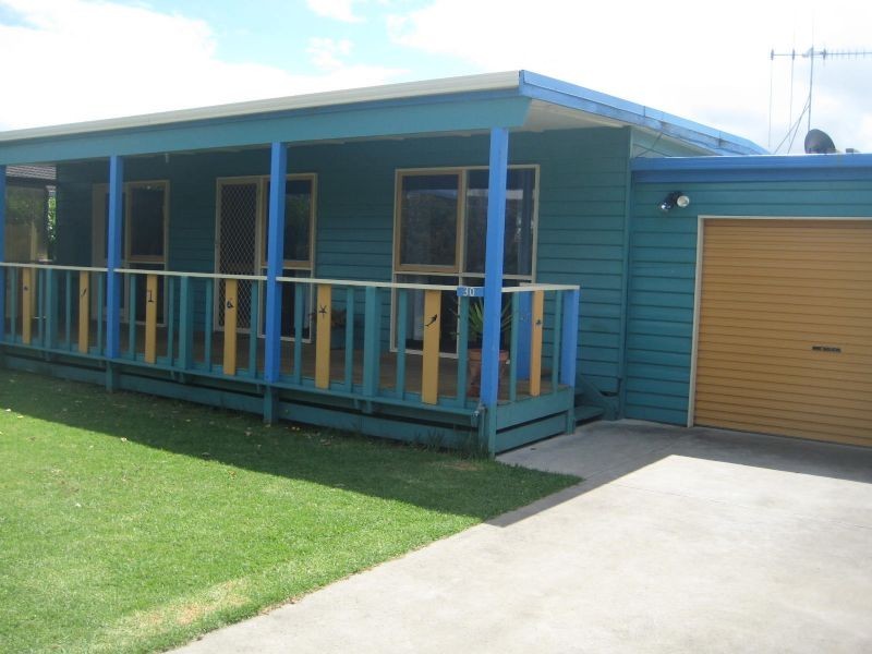30 Reardon Street, Port Fairy VIC 3284
