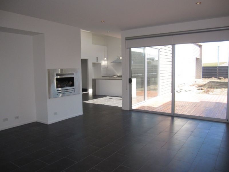 8 Philip Street, Port Fairy VIC 3284
