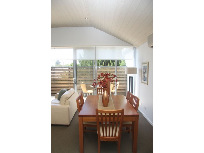 12/48-50 Bank Street, Port Fairy VIC 3284