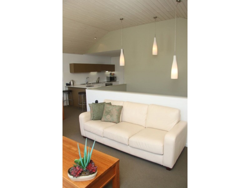 12/48-50 Bank Street, Port Fairy VIC 3284