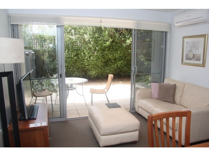 12/48-50 Bank Street, Port Fairy VIC 3284