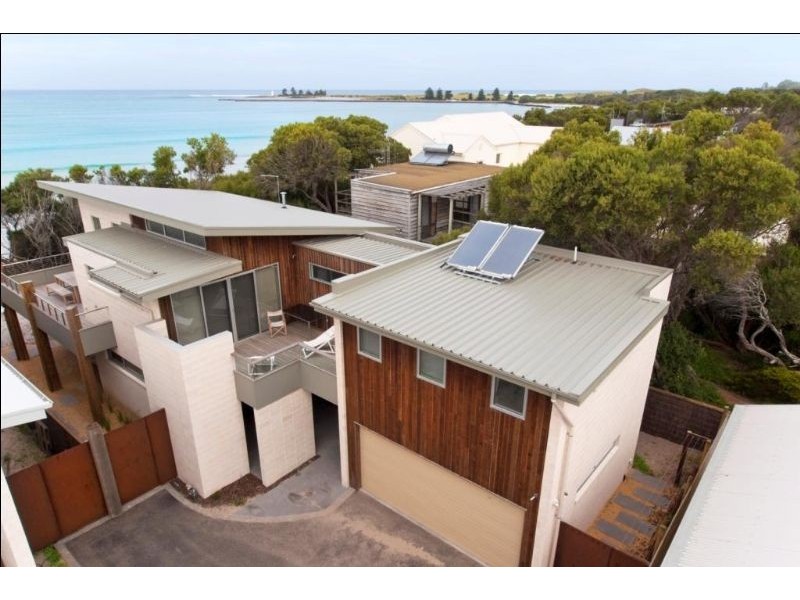 3/56 Griffiths Street, Port Fairy VIC 3284