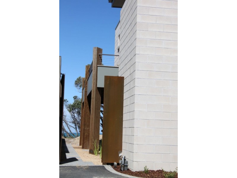 3/56 Griffiths Street, Port Fairy VIC 3284