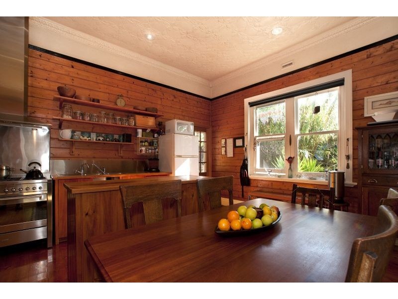 62 Princes Hwy, Port Fairy VIC 3284