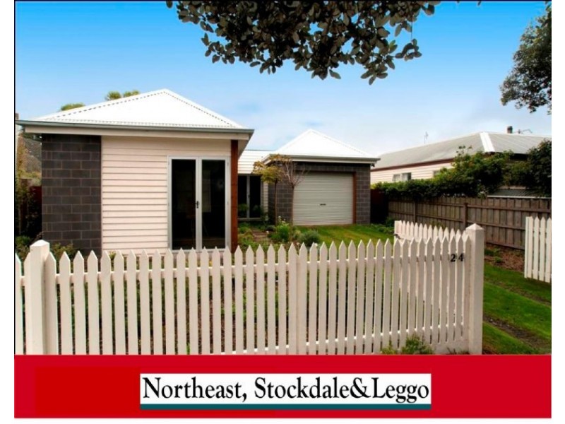 24 Wishart Street, Port Fairy VIC 3284