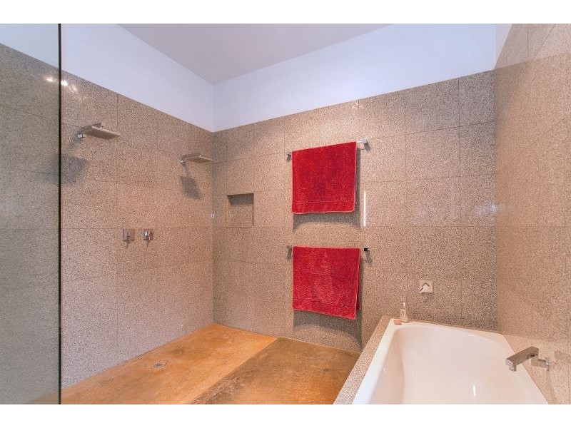 24 Wishart Street, Port Fairy VIC 3284