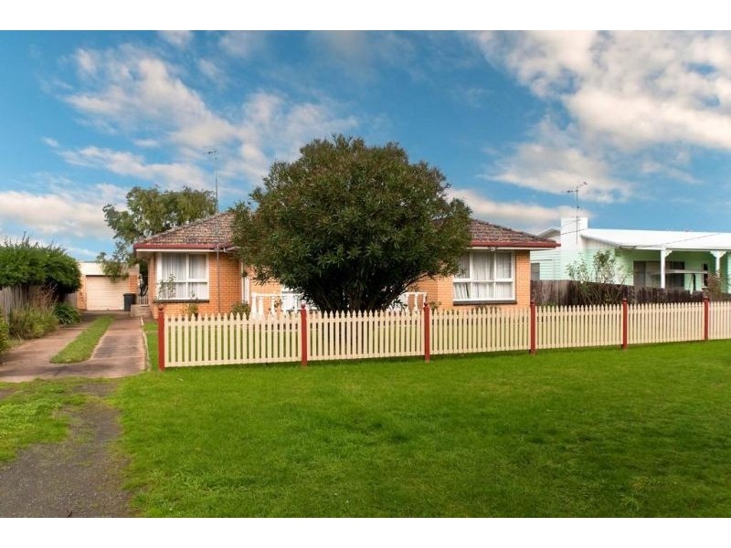 111 Regent Street, Port Fairy VIC 3284