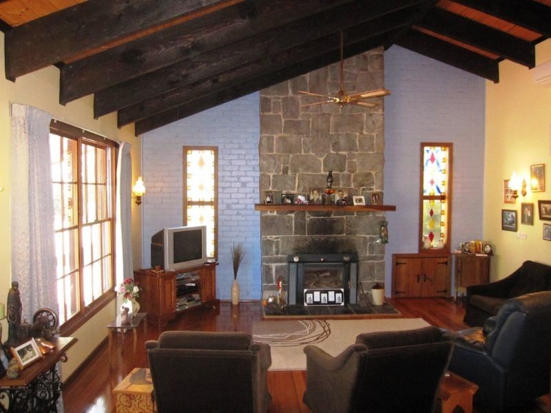 12 Church Street, Hawkesdale VIC 3287