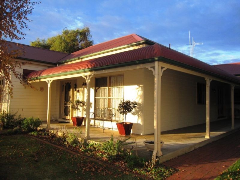 20 Commercial Place, Koroit VIC 3282