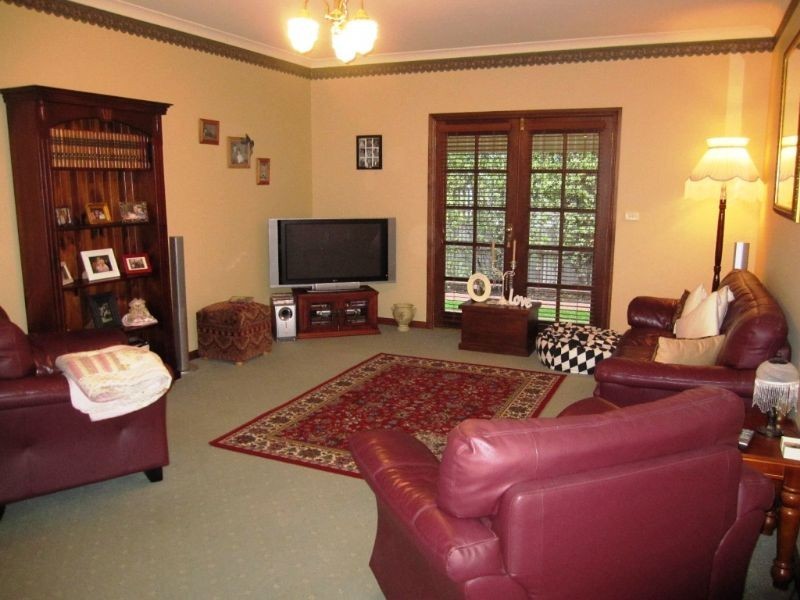 20 Commercial Place, Koroit VIC 3282