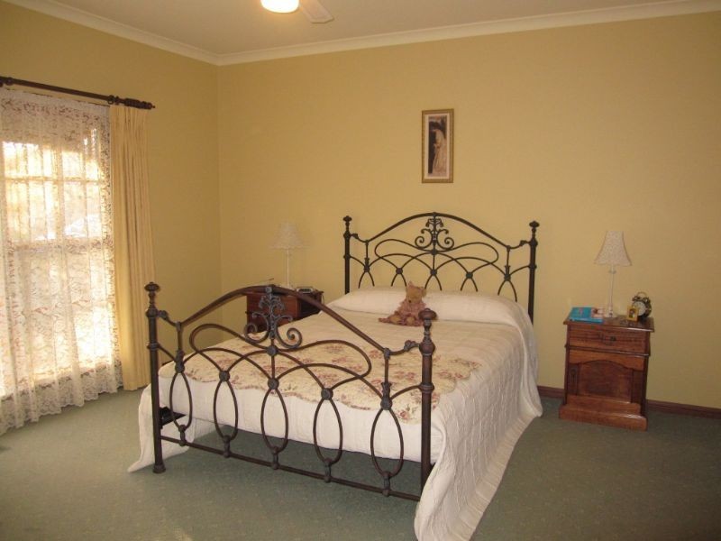 20 Commercial Place, Koroit VIC 3282