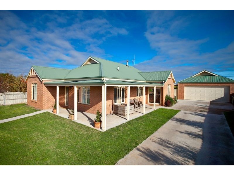 9  Gratton Street, Port Fairy VIC 3284