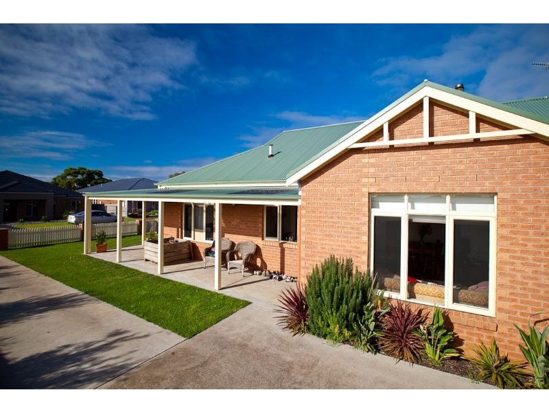 9  Gratton Street, Port Fairy VIC 3284