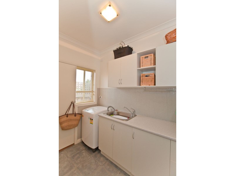 9  Gratton Street, Port Fairy VIC 3284