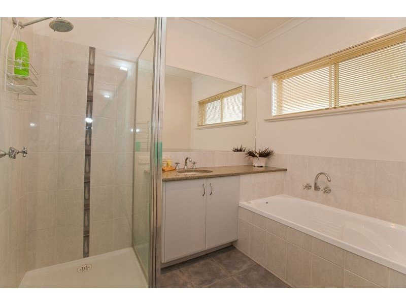 9  Gratton Street, Port Fairy VIC 3284